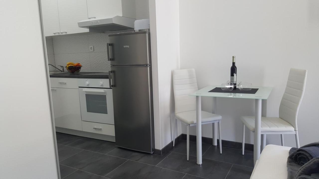 Grey House Apartment Makarska Exterior foto