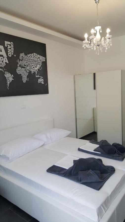 Grey House Apartment Makarska Exterior foto