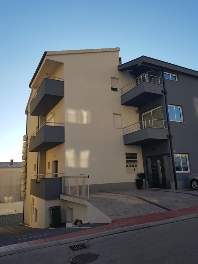 Grey House Apartment Makarska Exterior foto
