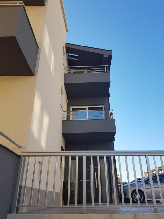 Grey House Apartment Makarska Exterior foto