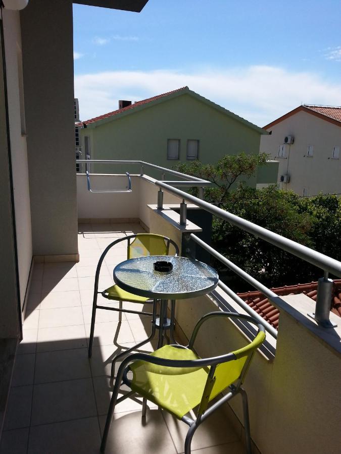 Grey House Apartment Makarska Exterior foto