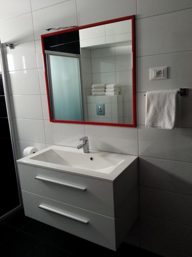 Grey House Apartment Makarska Exterior foto