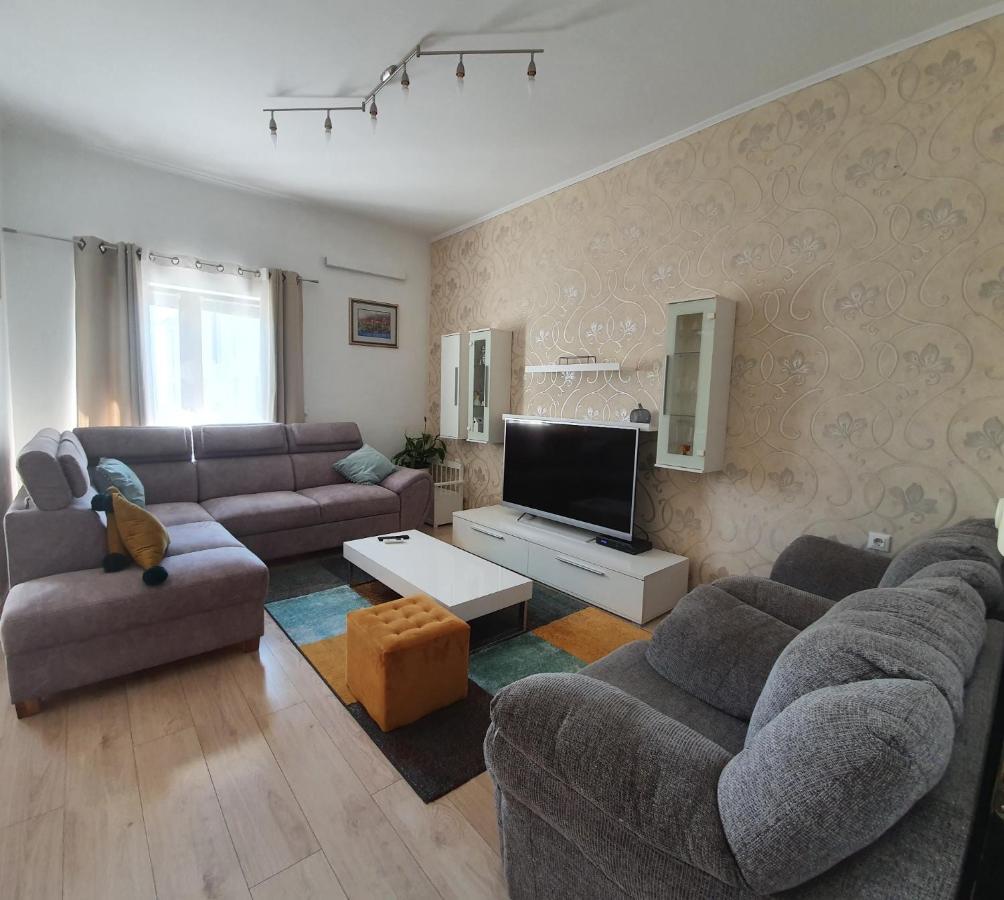 Grey House Apartment Makarska Exterior foto
