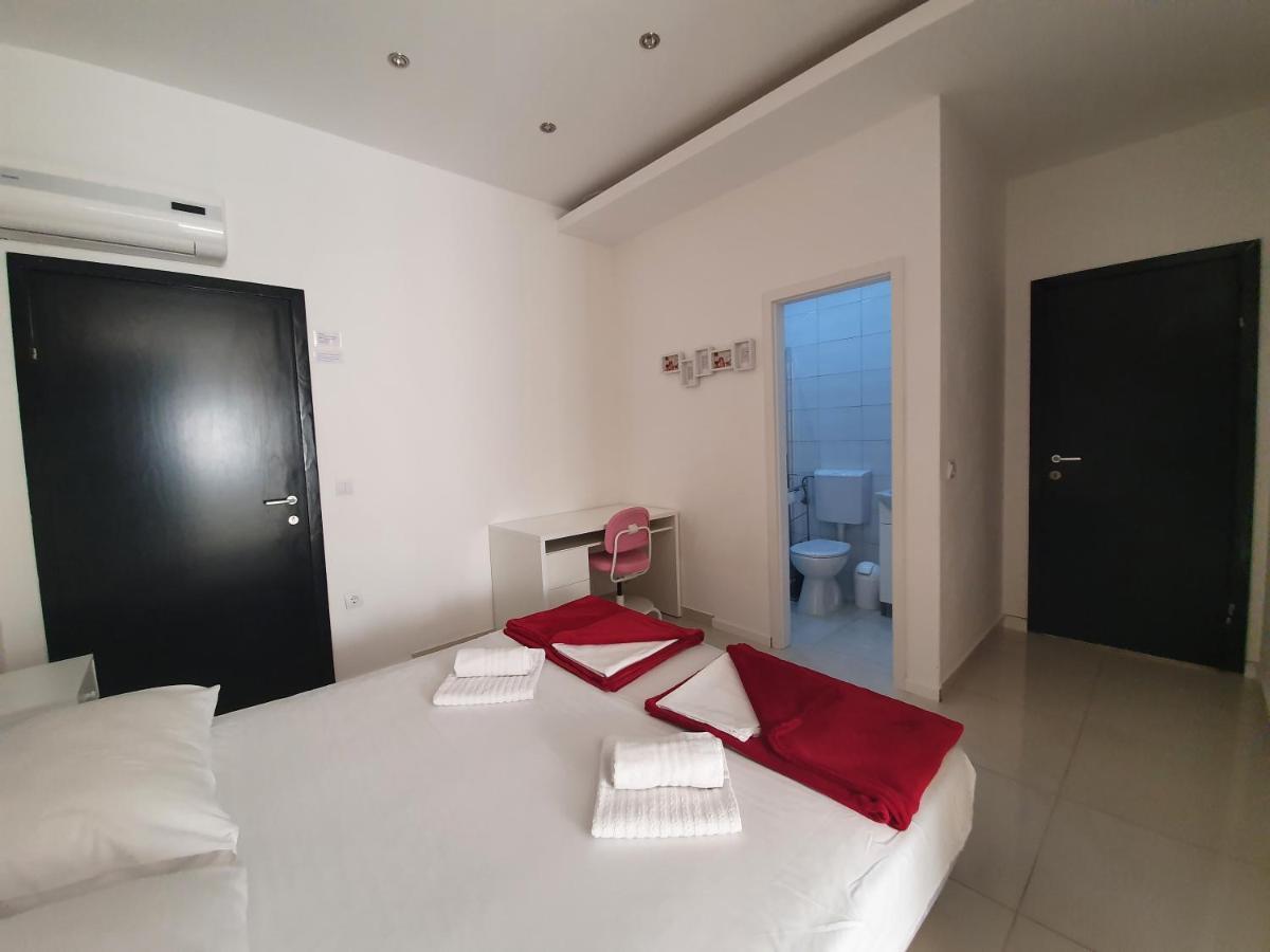 Grey House Apartment Makarska Exterior foto