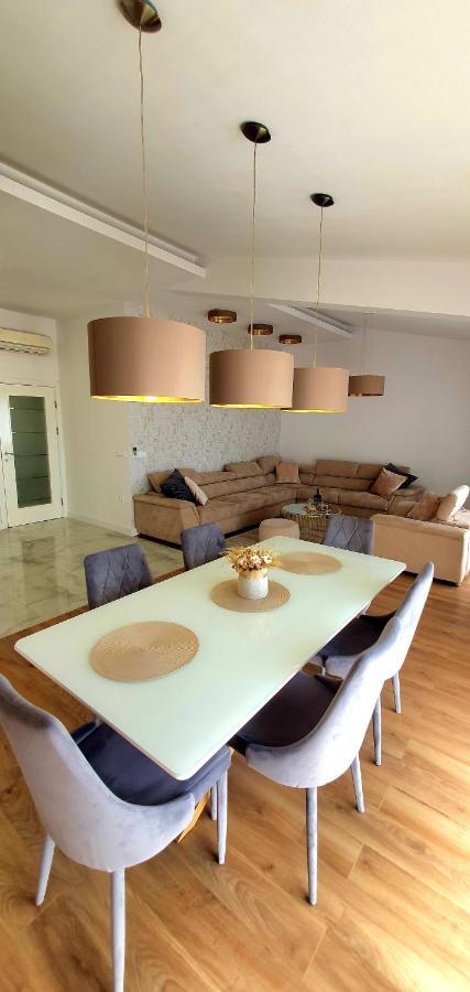 Grey House Apartment Makarska Exterior foto